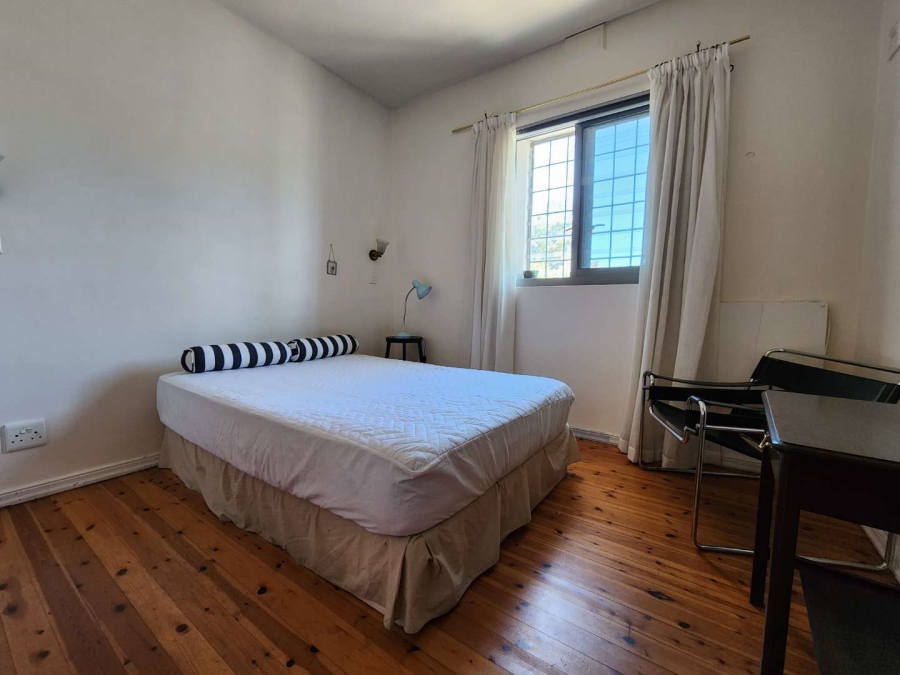 2 Bedroom Property for Sale in Sea Point Western Cape